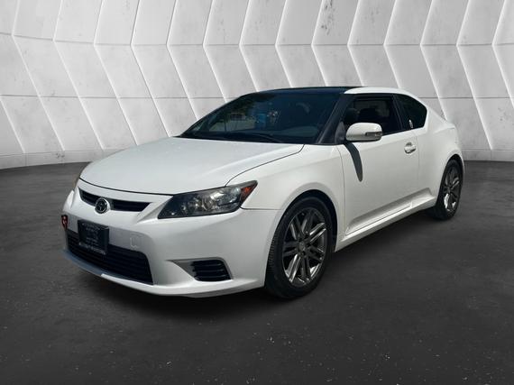TOYOTA SCION TC 2011 JTKJF5C77B3015260 image